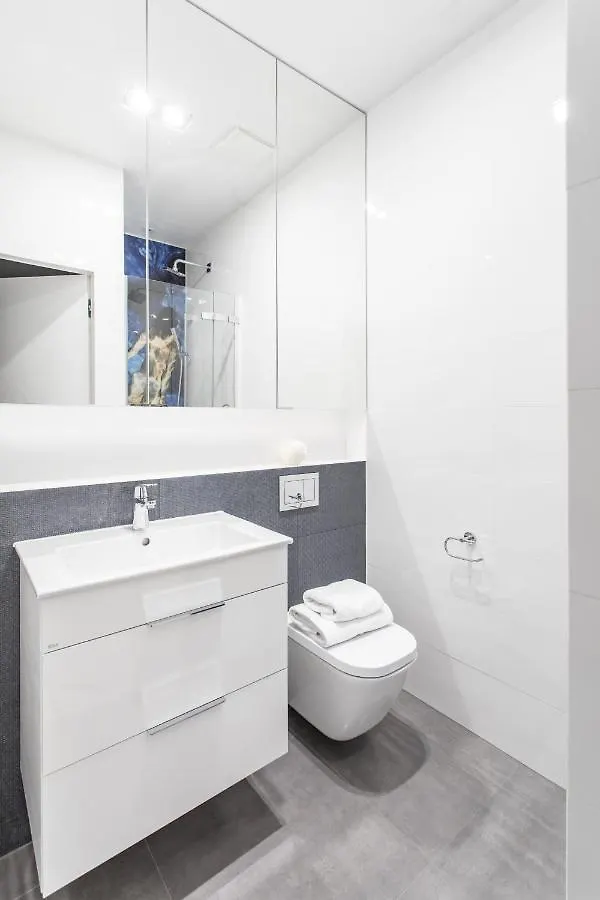 Lion Apartments - Naviflat Brabank Premium Apartment With Parking Gdansk Poland